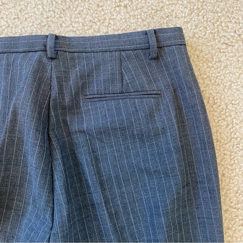 Gap Stretch Women's Gray Pin Stripe Dress Pants Size 10R - Picture 3 of 9